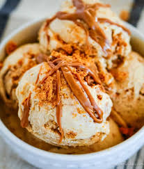 Special Ice Cream 2 Scoop (Stawbery, Vanilla, Chocolate, Mango image